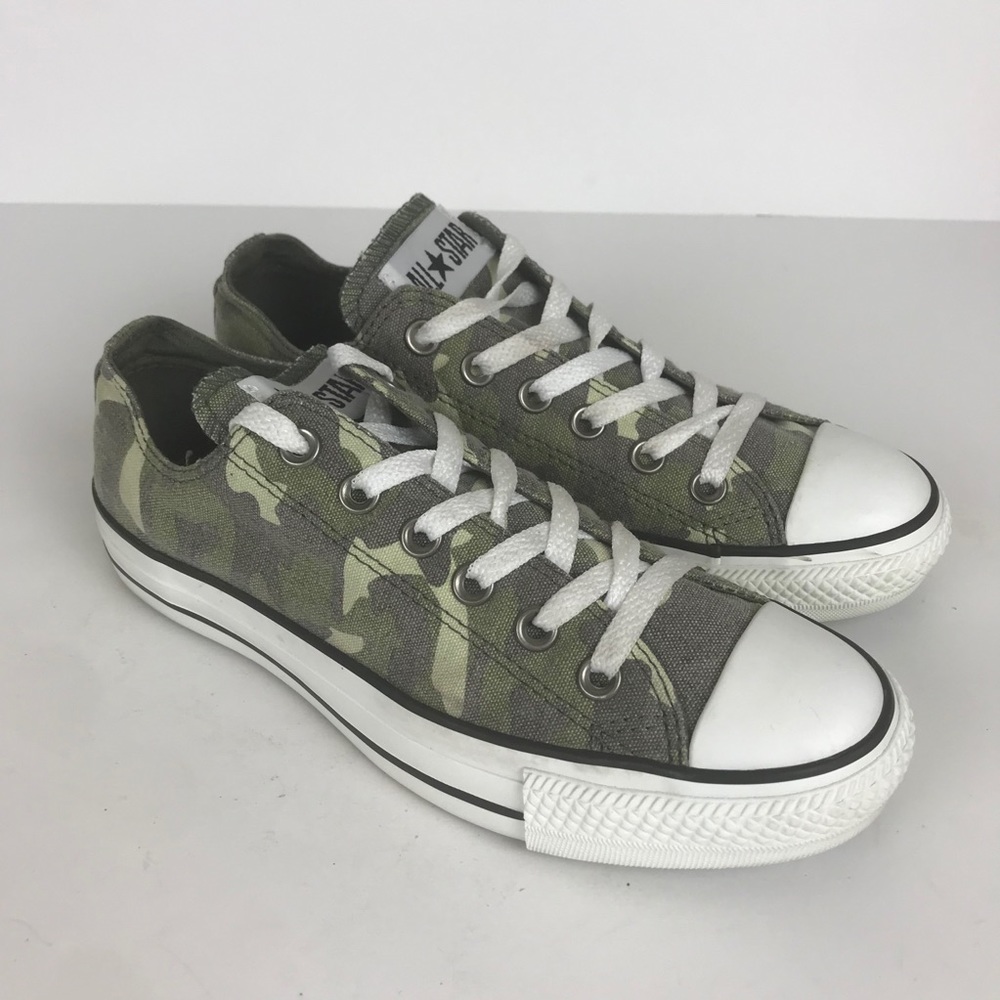 Converse All Star Camo Print Sneakers Size 7